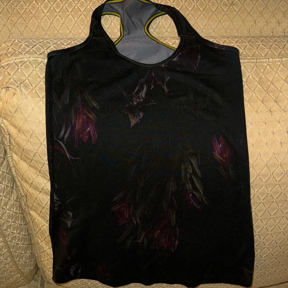 Lululemon Black‎ and Purple Floral Racerback Tank Top EUC